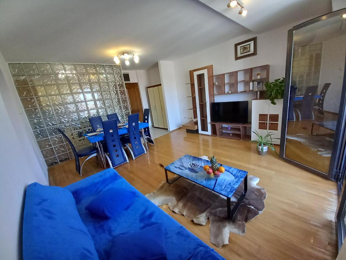 Iva Apartman 普拉 外观 照片