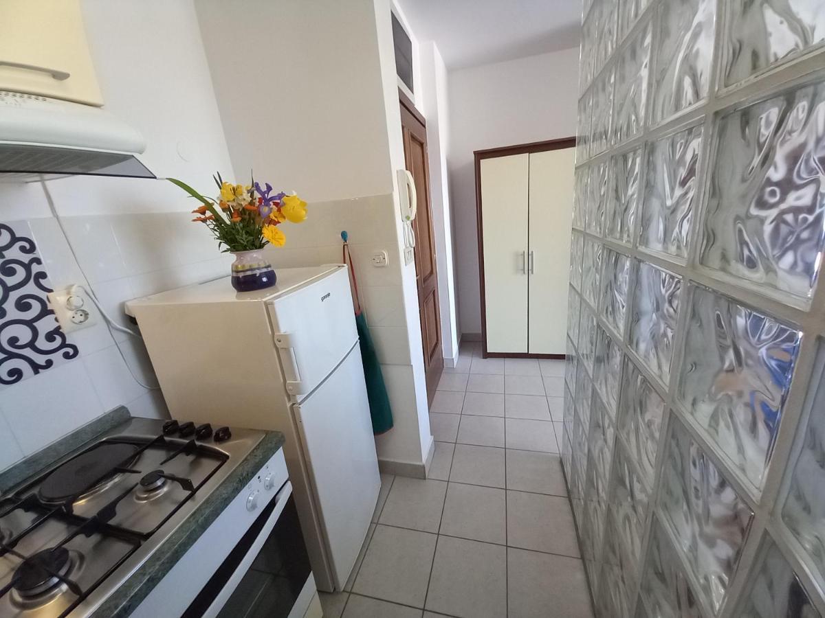 Iva Apartman 普拉 外观 照片