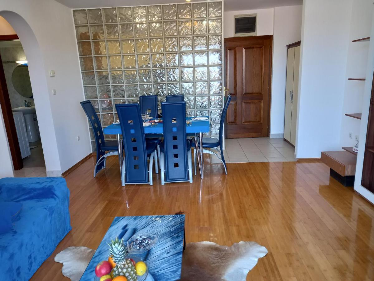 Iva Apartman 普拉 外观 照片