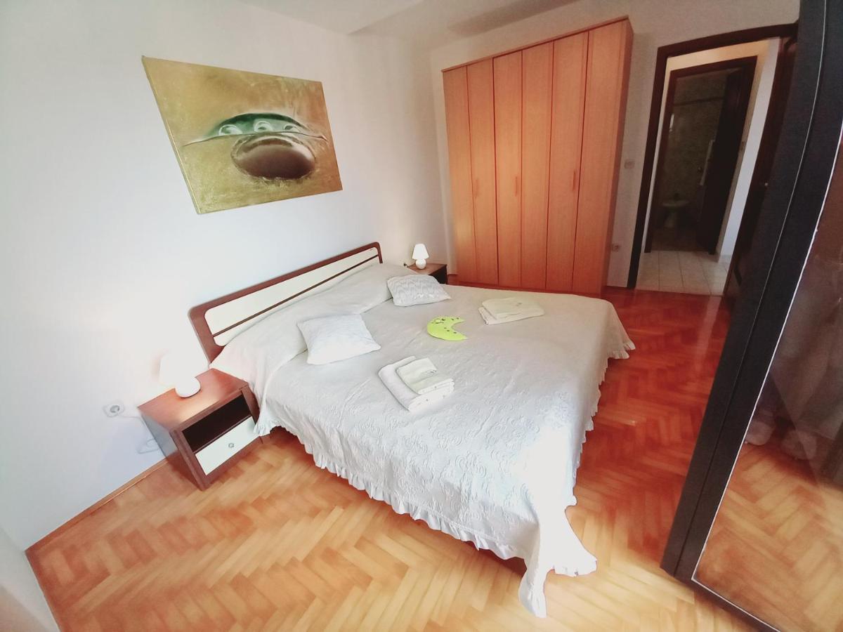 Iva Apartman 普拉 外观 照片