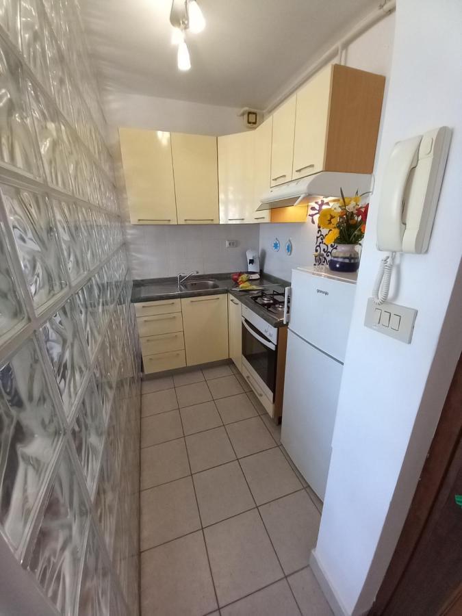 Iva Apartman 普拉 外观 照片