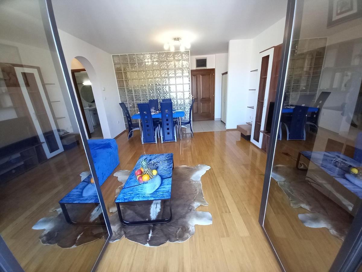Iva Apartman 普拉 外观 照片
