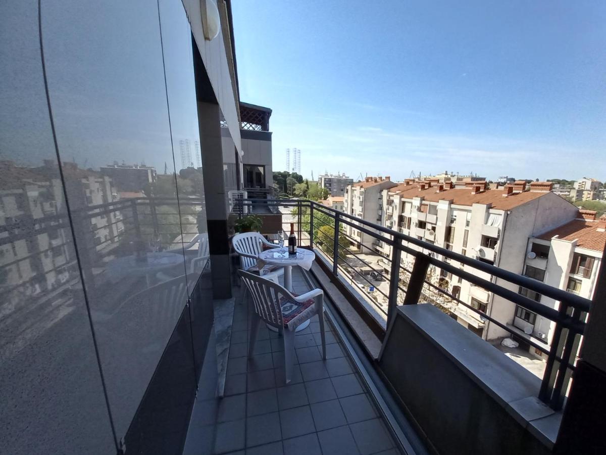 Iva Apartman 普拉 外观 照片