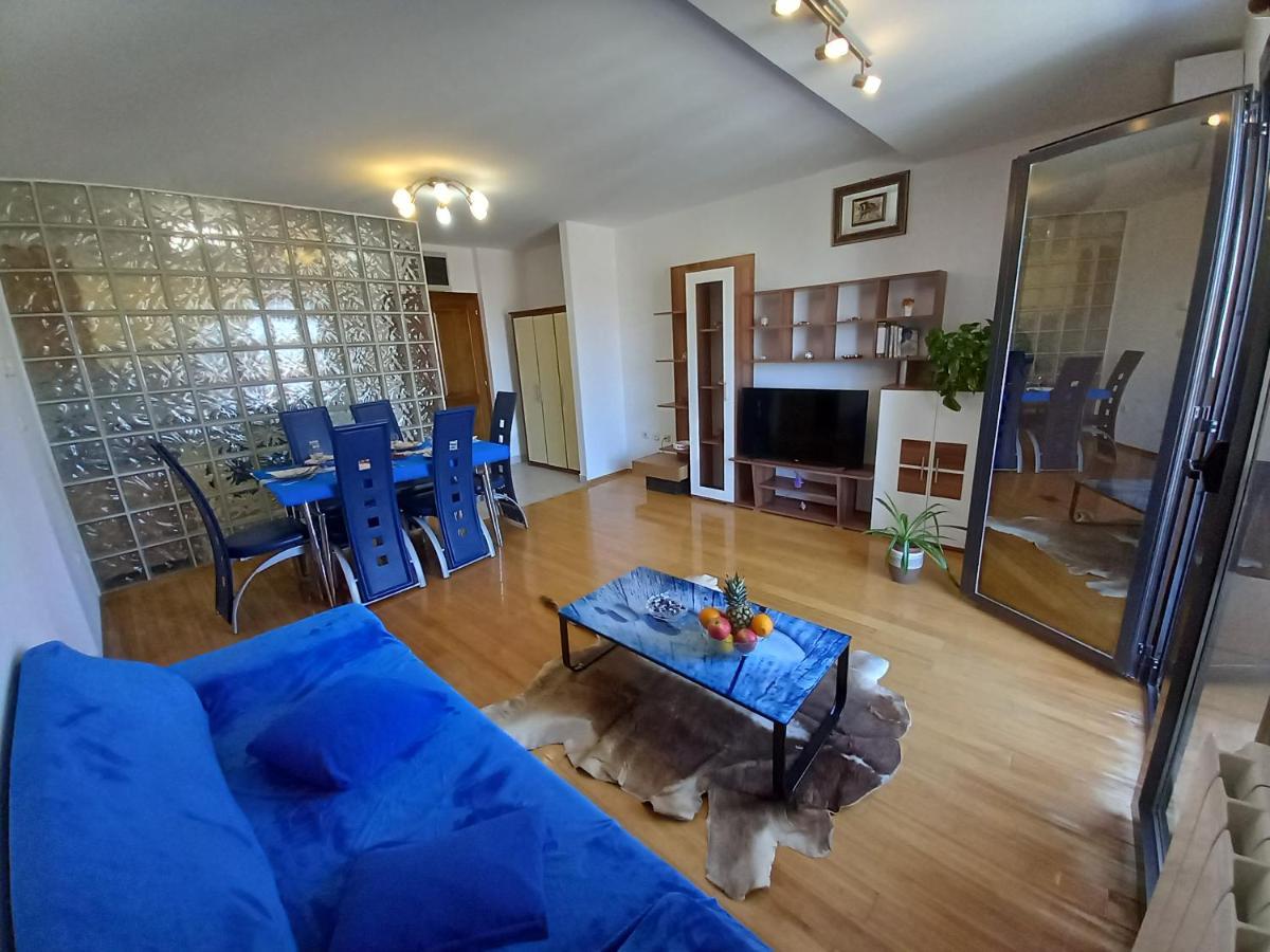 Iva Apartman 普拉 外观 照片