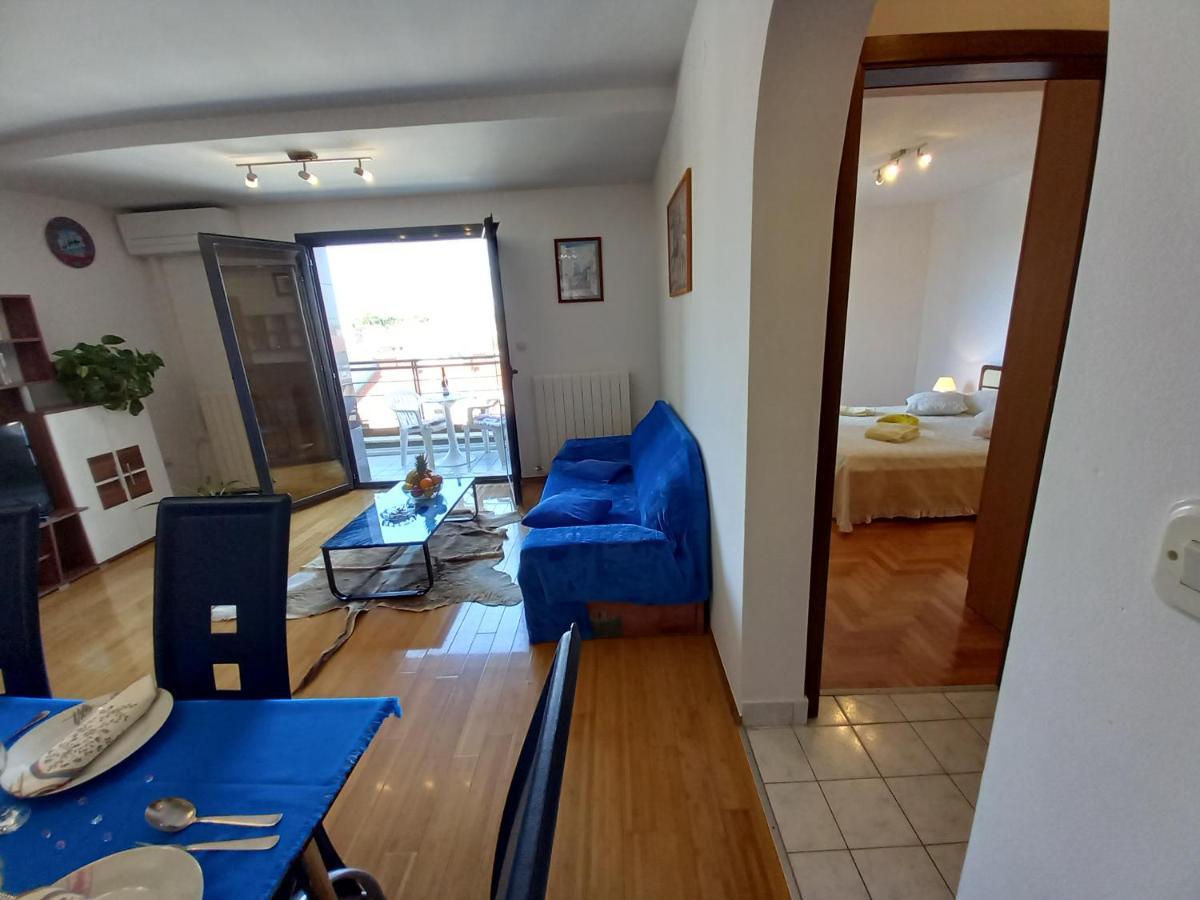 Iva Apartman 普拉 外观 照片